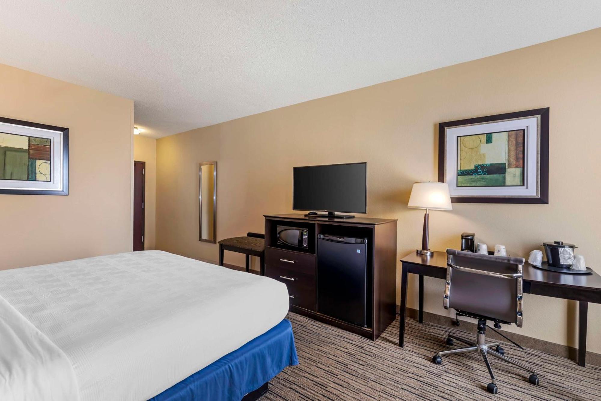 Best Western New Albany Exterior photo
